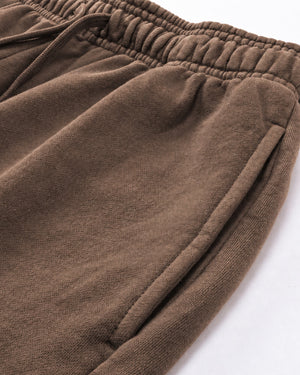 Essential Relaxed Short in Coffee, fabric and construction detail