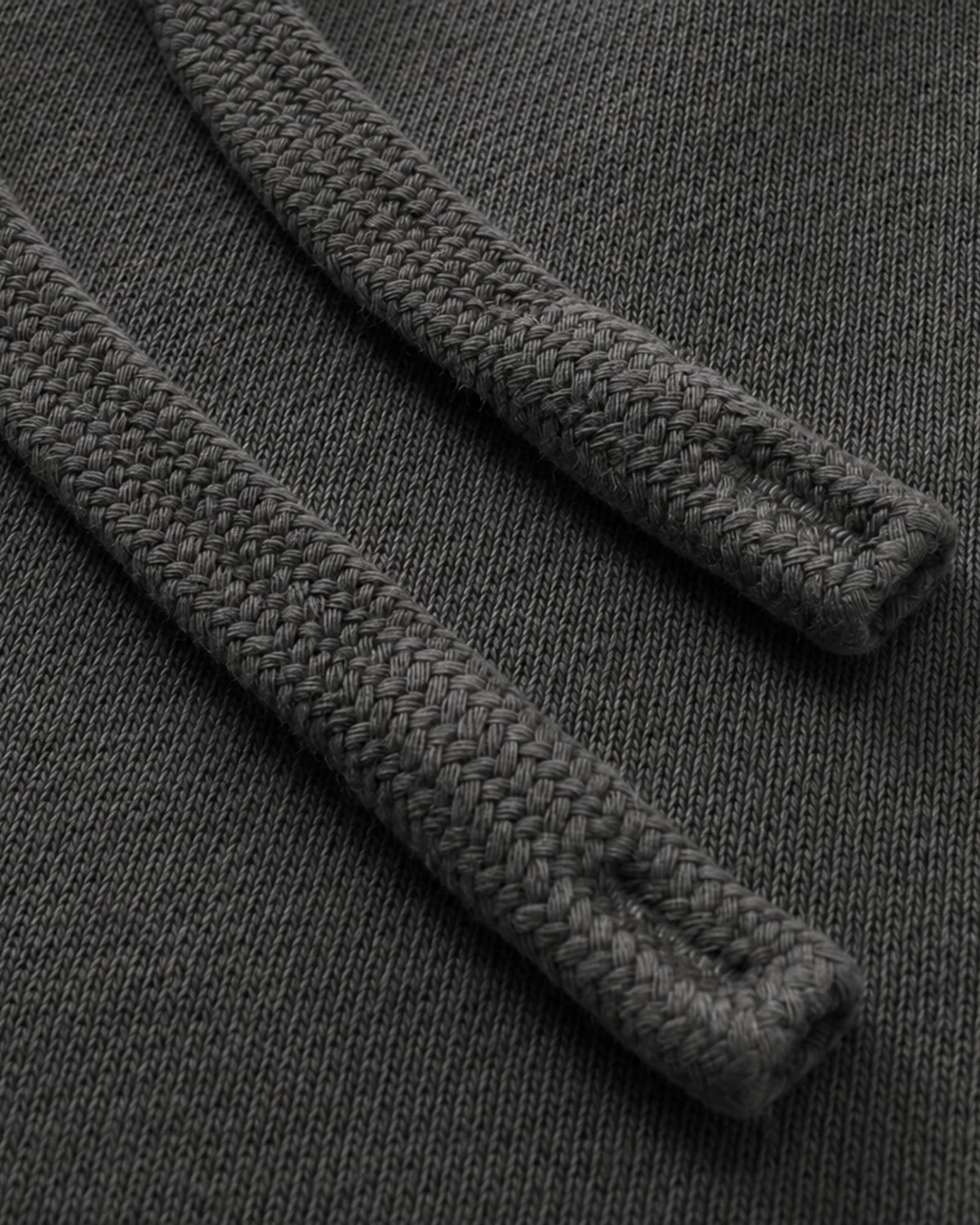Essential Relaxed Short in Dark Gray, fabric and construction detail