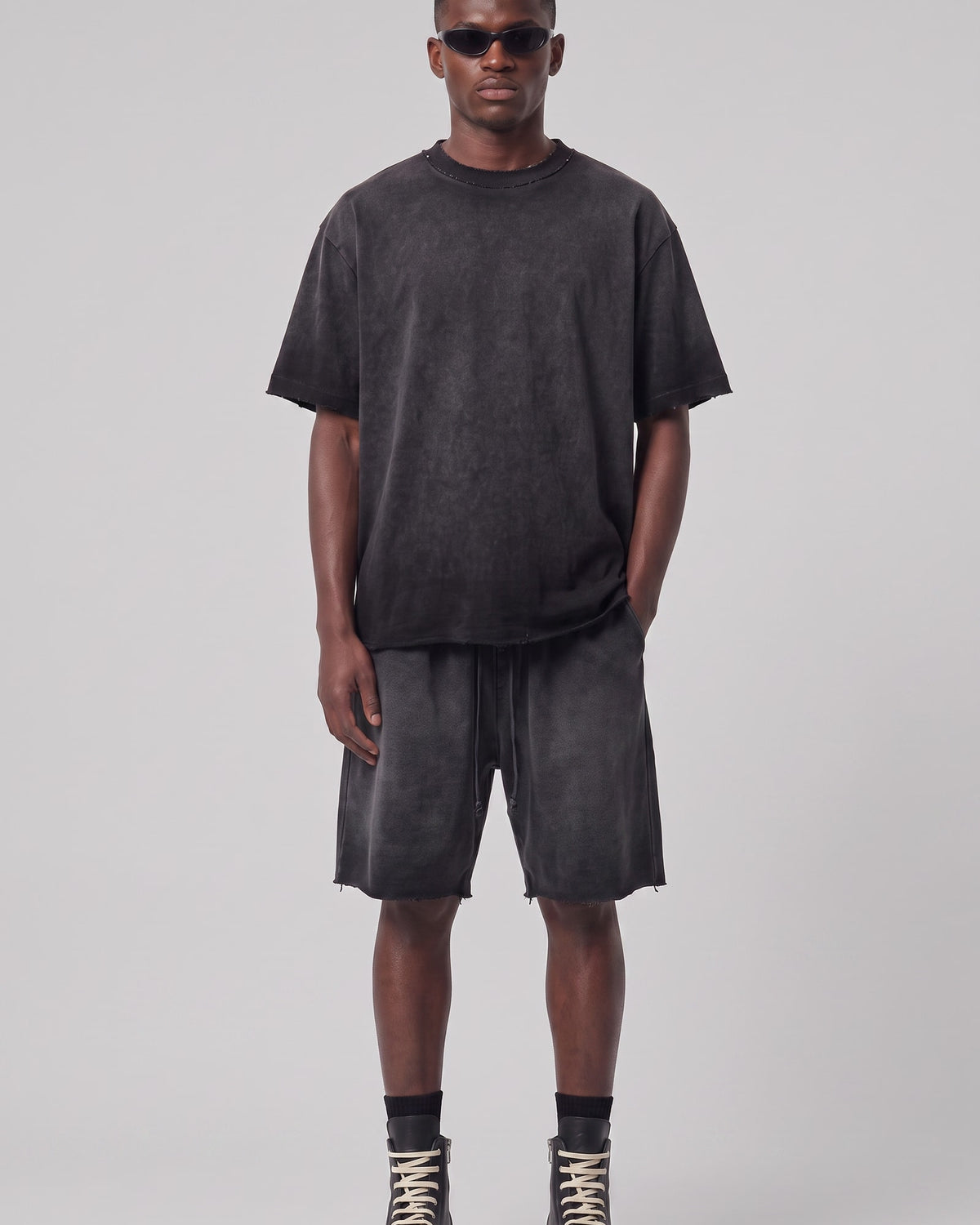275g tee + 320g short