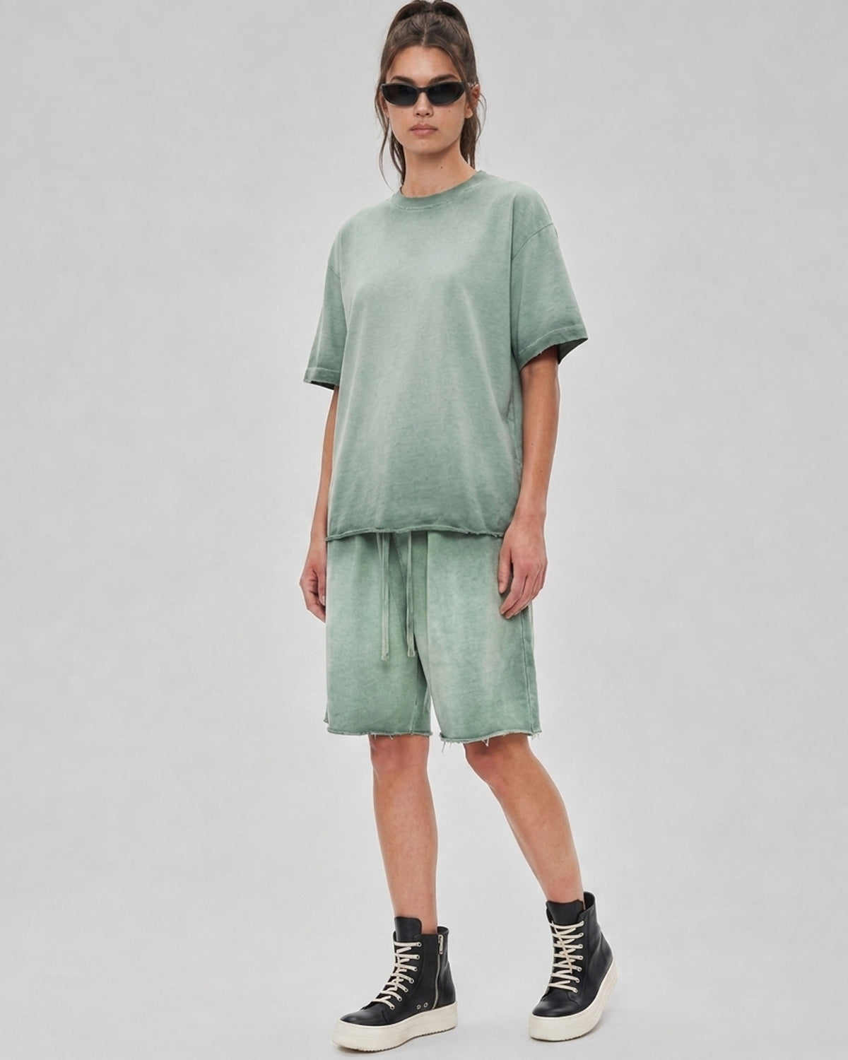 275g tee + 320g short